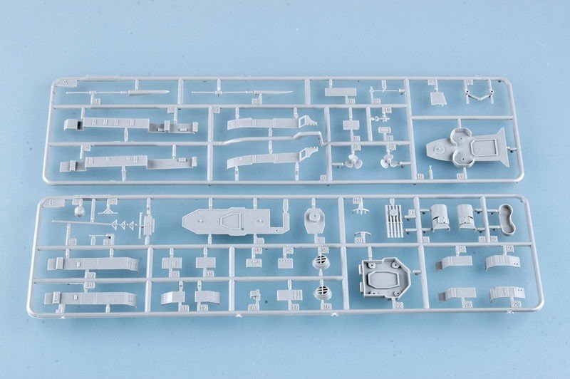 Trumpeter 05304 USS THE SULLIVANS DD-537 1/350 – image 8