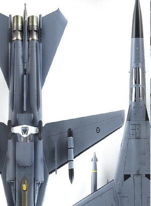 Academy 12220 Royal Australian Air Force F-111C 1/48 – image 3