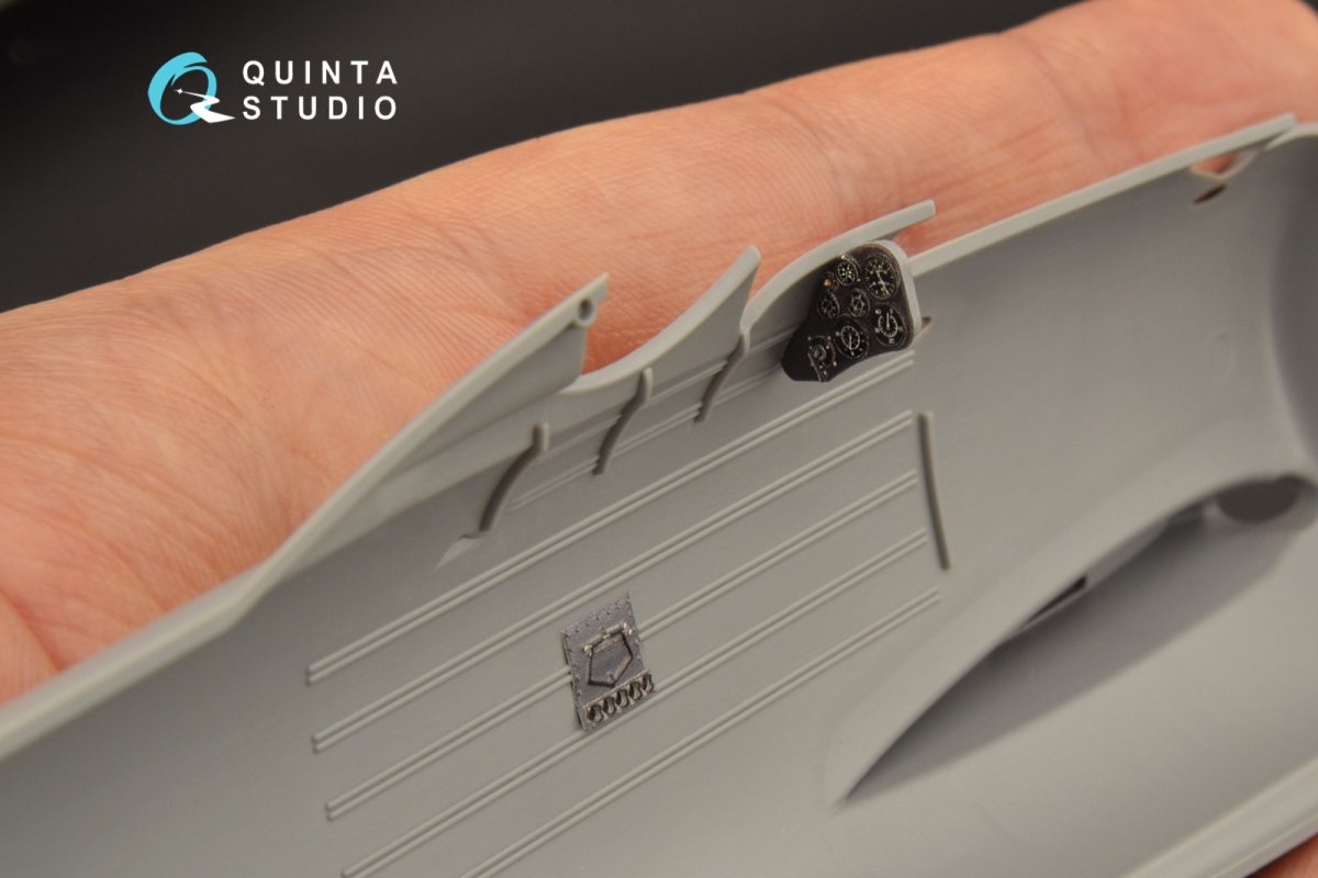 Quinta Studio QD32104 Fiat CR.42 3D-Printed &amp;amp; colored Interior on decal paper (ICM) 1/32 – imagen 5