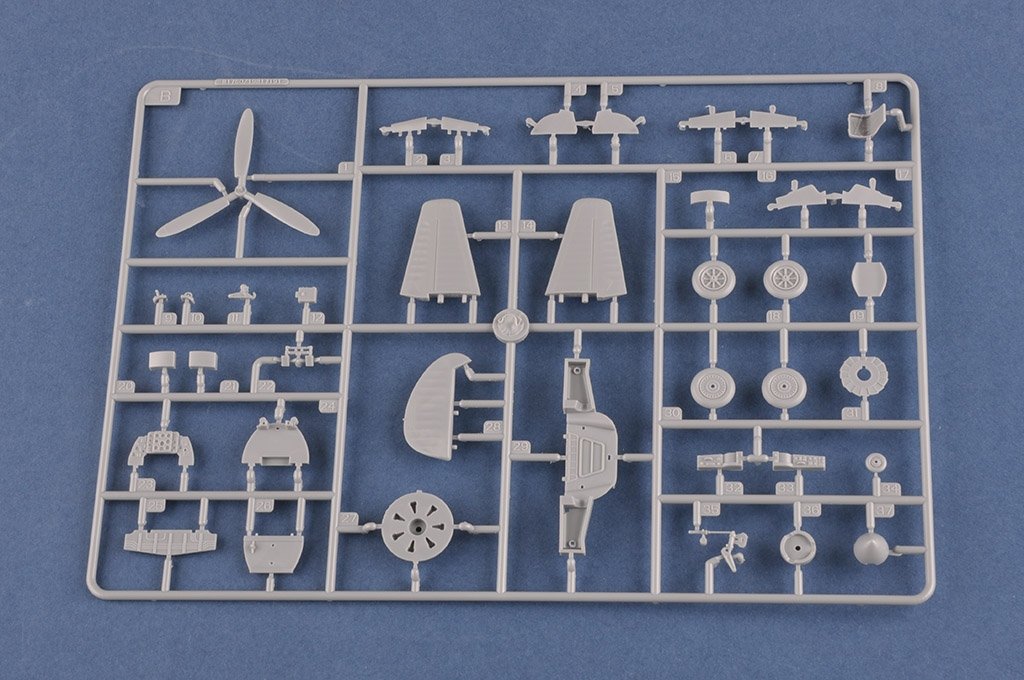 Hobby Boss 81760 Lavochkin La-11 Fang 1/48 – Bild 9
