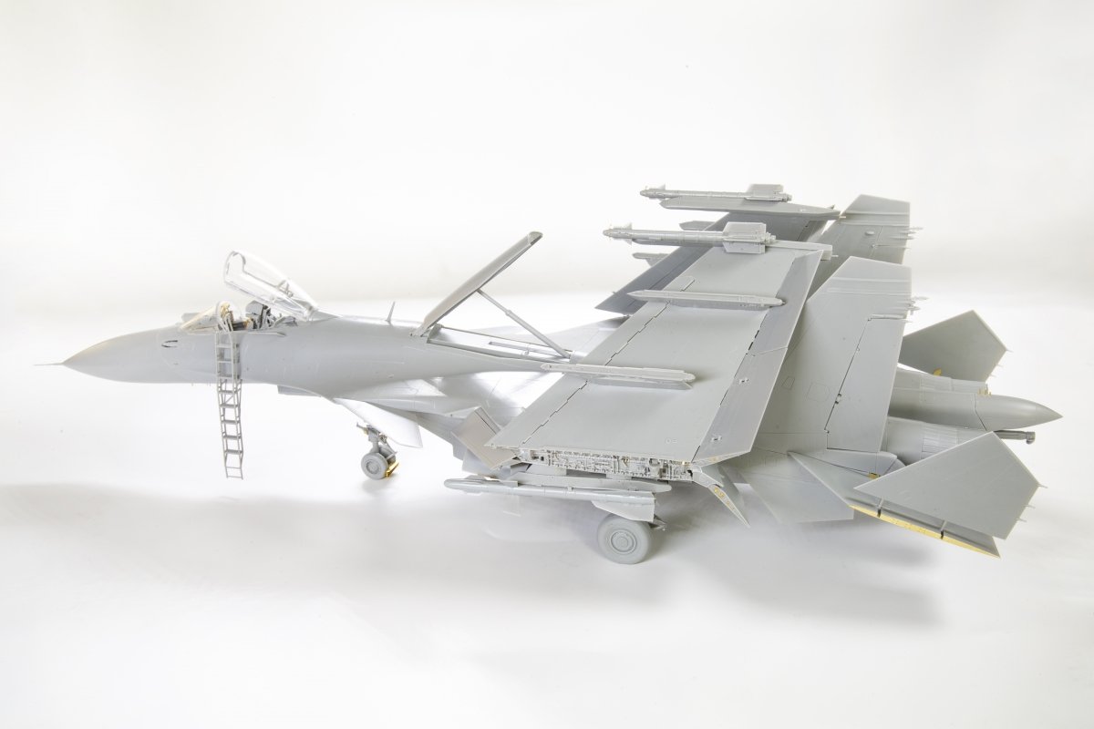 MiniBase 8001 SU-33 Flanker-D 1/48 – Bild 36