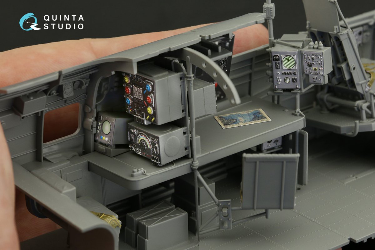 Quinta Studio QD32150 Avro Lancaster B. Mk.I/III 3D-Printed &amp;amp; colored Interior on decal paper (Border Model) 1/32 – immagine 9