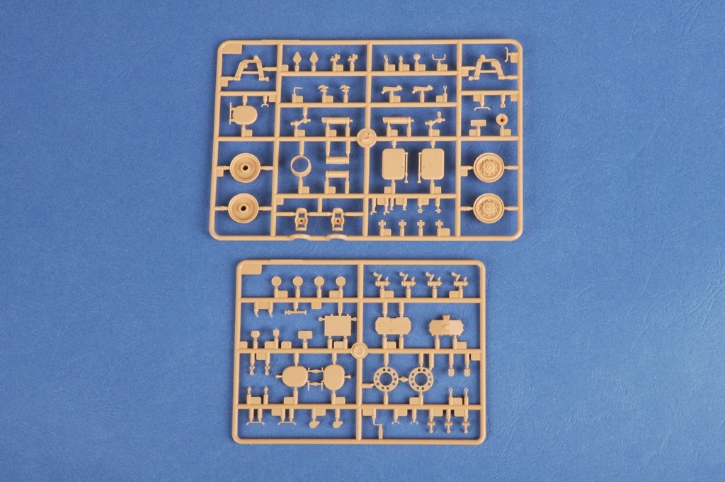 Hobby Boss 82488 WZ550 w/ AFT-9 AT Missile Launcher 1/35 – obrázek 8