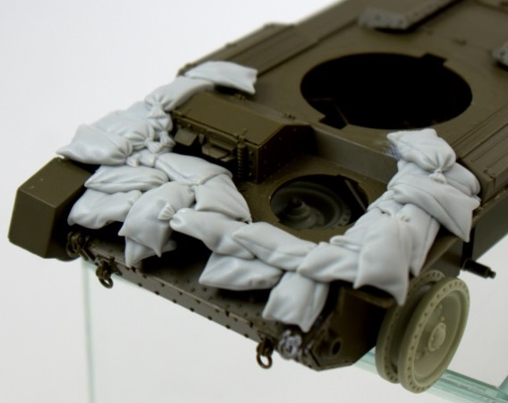 Panzer Art RE35-625 Sandbags armor for A15 “Crusader” 1/35