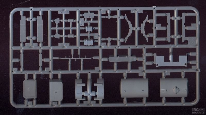 IBG 72016 Chevrolet C15A No.11 Cab Watertank 1/72 – Bild 3