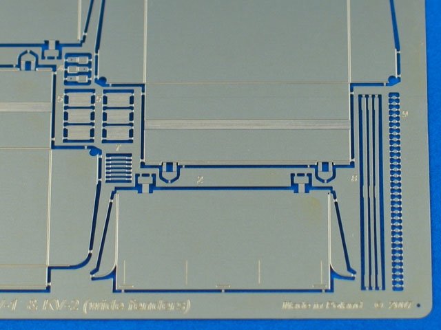 Aber 48030 KW 1 or KW 2 early tank - part 2 - late tool trays Tamiya 1/48 – image 3