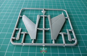 Modelsvit 72005 Sukhoi Su-7U (Trainer) 1/72 – image 4