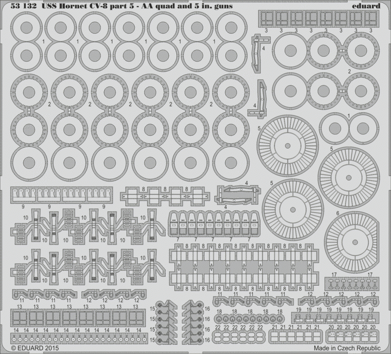 Eduard 53132 USS Hornet CV-8 partie 5 - Quadruple canon AA et canons de 5 pouces MERIT 1/200