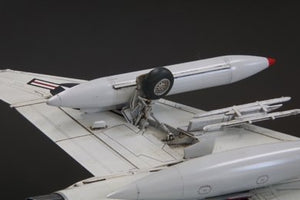 Fine Molds FP43S US Navy Jet Fighter F-4J &amp;quot;Aardvarks&amp;quot; 1/72 – image 9