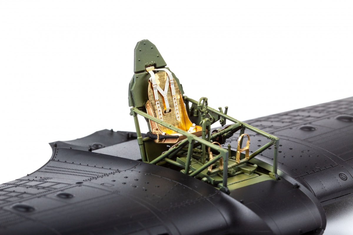 Eduard FE1382 Hurricane Mk. IIc Arma Hobby 1/48 – Bild 2