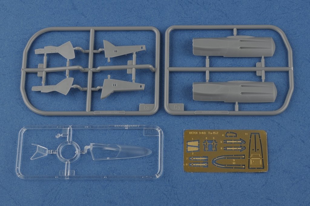Hobby Boss 81704 Focke-Wulf Ta 152C-11 1/48 – image 5