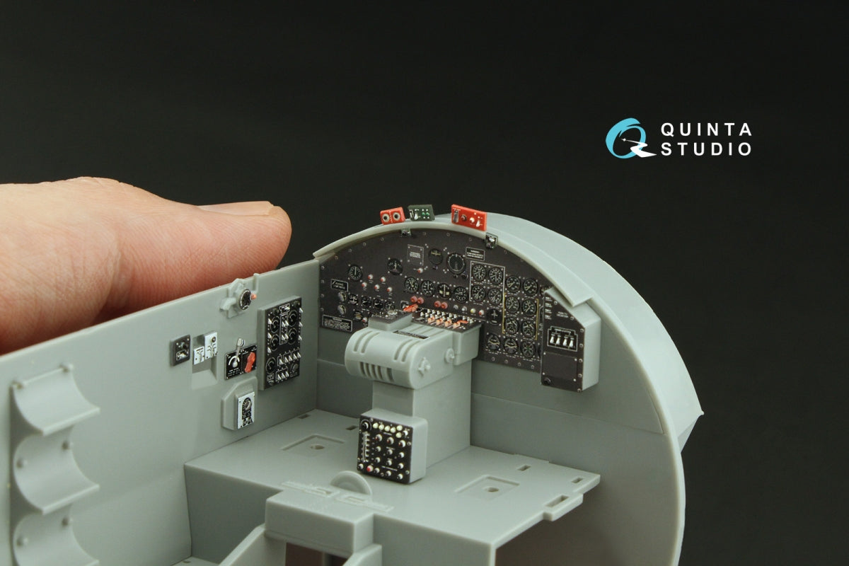 Quinta Studio QD32233 Boeing B-17E/F Pilot&amp;#39;s cockpit. 3D-Printed colored Interior on decal paper (HK models) 1/32 – Bild 7
