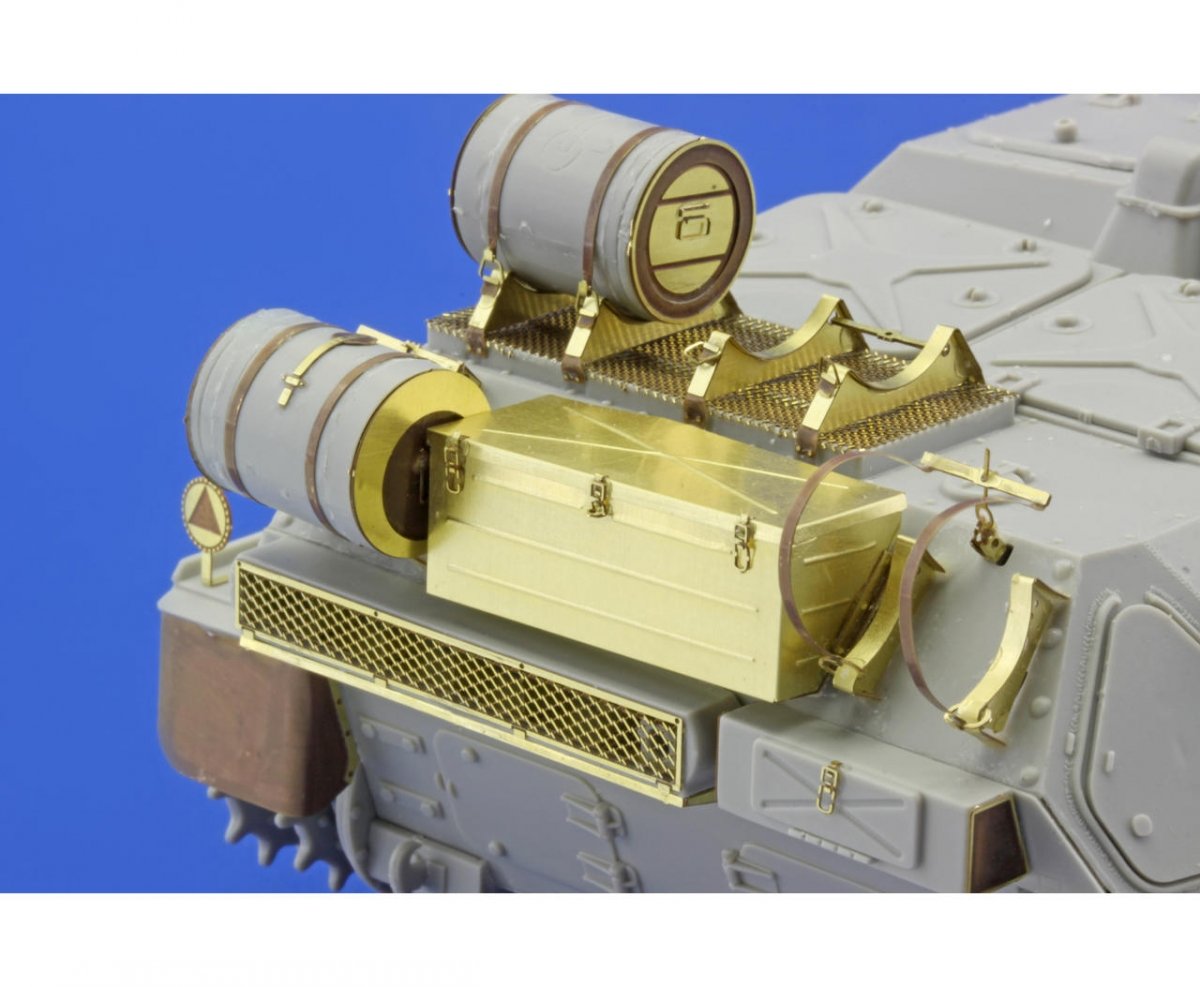 Eduard 36194 ASU-85 SPG (1956) 1/35 Trumpeter – image 13