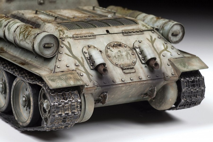 Zvezda 3691 SU-122 Soviet self propelled gun WWII 1/35 – image 4