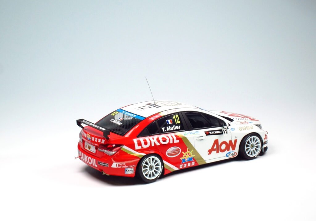 NuNu PN24022 Chevrolet Cruze 1.6T 13 WTCC WORLD CHAMPION 1/24 – image 3