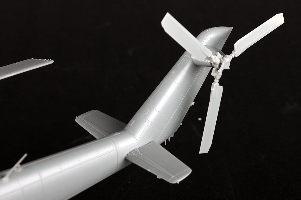 Trumpeter 05828 Mi-24A Hind-B 1/48 – imagen 18