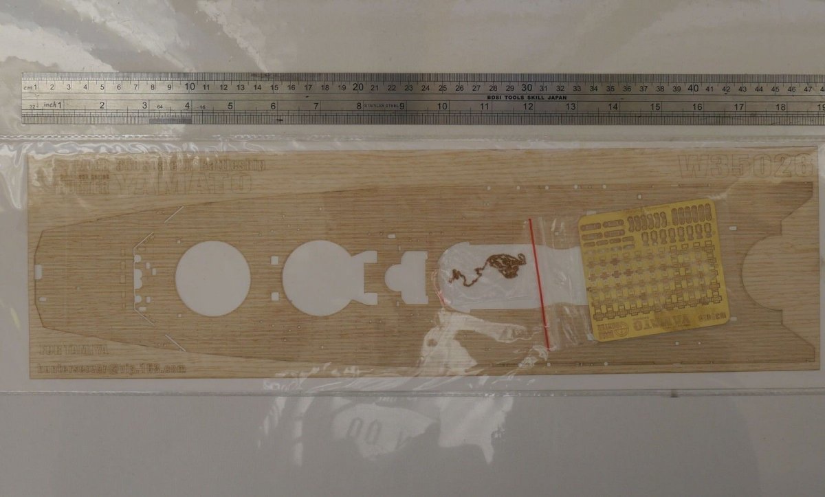 Wood Hunter W35026 Wood deck IJN Yamato for Tamiya 78025 1/350 – imagen 2