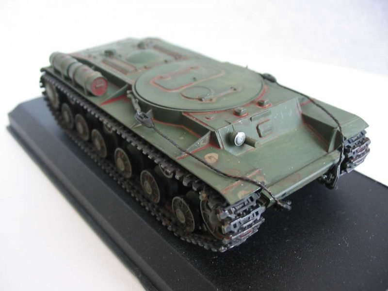 PST 72038 Armored Tow Tractor KV-T 1/72 – Bild 3