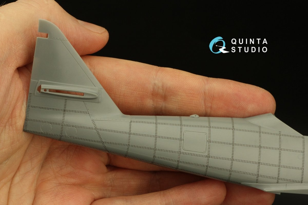 Quinta Studio QRV-027 Double riveting rows (rivet size 0.10 mm, gap 0.4 mm, suits 1/72 scale), Black color, total length 6.7 m/22 ft – obrázek 2