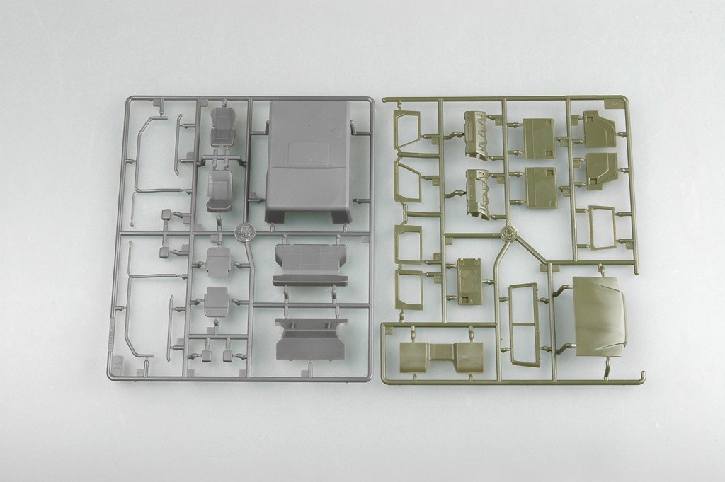 Hobby Boss 82466 BJ2022JC YONGSHI SUV 0.5t 1/35 – image 5