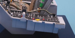 Italeri 2990 F-16 Cockpit 1/12 – obrázek 8