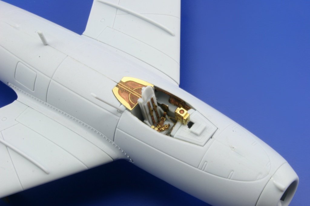 Eduard SS358 MiG-15 1/72 AIRFIX – image 2