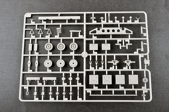 Trumpeter 01065 MAZ-537G Late Production type with ChMZAP-9990 semi-trailer 1/35 – obrázek 11