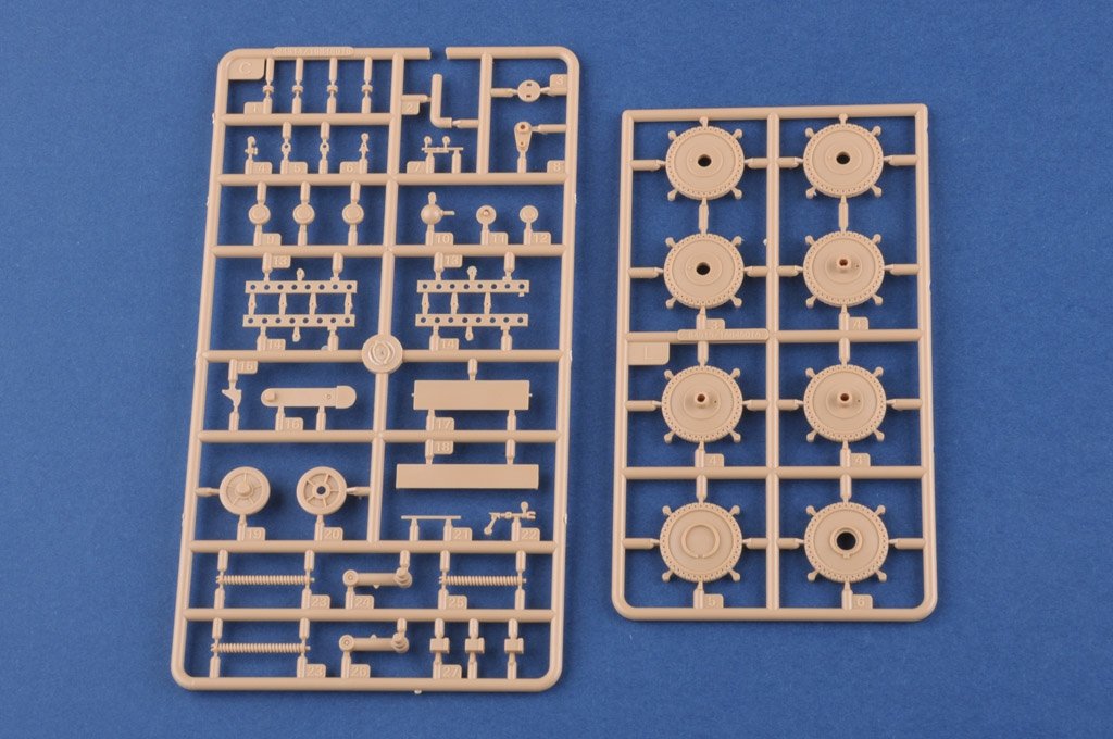 Hobby Boss 84515 Soviet BT-2 Tank (mid) 1/35 – Bild 5