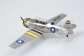 Hobby Boss 80233 American T-6G &amp;quot;Texan&amp;quot; 1/72 – obrázek 4