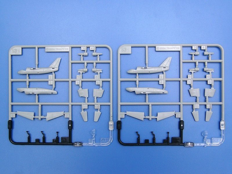 Trumpeter 05605 US CVN-68 Nimitz aircraft carrier 1975 (1/350) – image 15