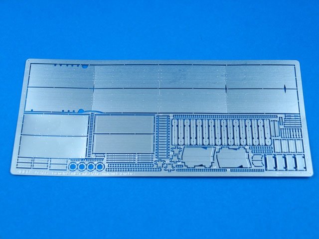 Aber 35214 French battle tank B1 bis version with wide fenders 1/35 – zdjęcie 2