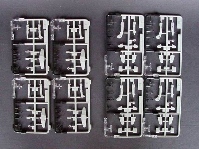 Trumpeter 05604 U.S. Aircraft Carrier CV-13 Franklin 1944 1/350 – zdjęcie 13