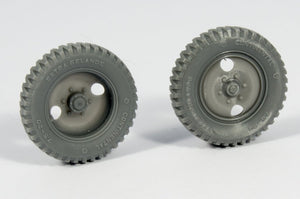 Panzer Art RE35-361 Mercedes 1500 early 2 holes road wheels (gelande pattern) 1/35 – obrázek 2
