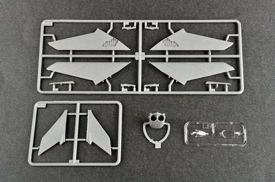 Trumpeter 01685 Nanchang Q5C 1/72 – image 7