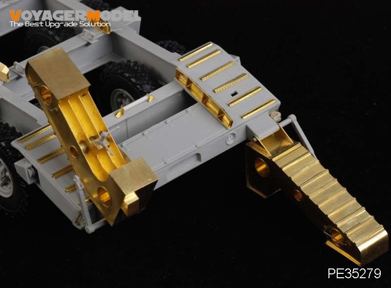 Voyager Model PE35279 Russian MAZ/ChMZAP-5247G for TRUMPETER 00211/00212 1/35 – obrázek 4