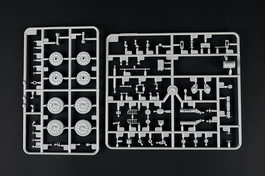 Trumpeter 09605 Russian 9P149 Launching Vehicle w/9K114 Shturm-S ATGM system 1/35 – Bild 16