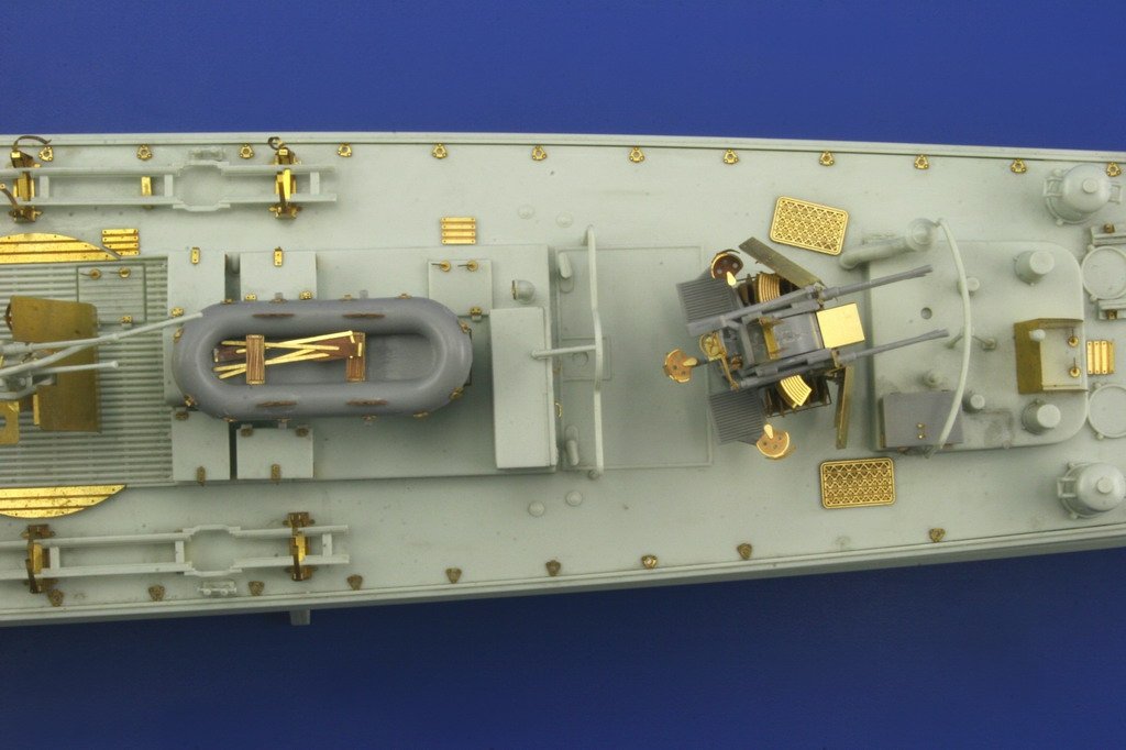 Eduard 53033 S-100 Schnellboot Flak 38 20mm REVELL 1/72 – image 6