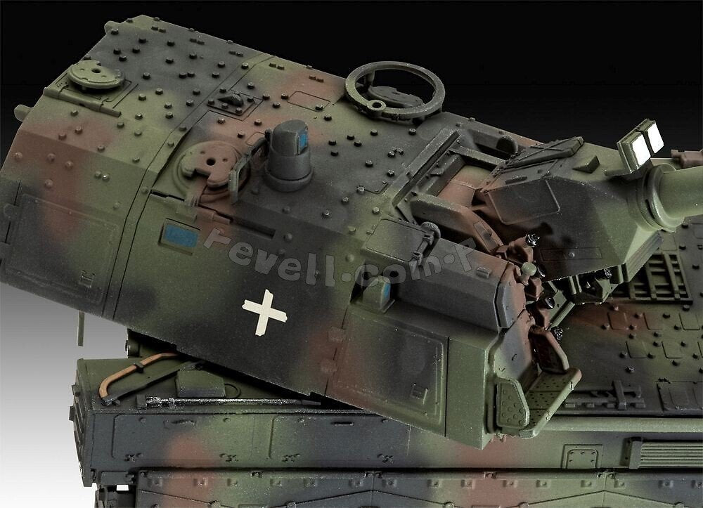 Revell 03347 Panzerhaubitze 2000 1/72 – zdjęcie 3