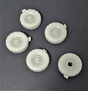 Panzer Art RE35-705 M1078 LMTV Road wheels (Michelin) 1/35 – image 2