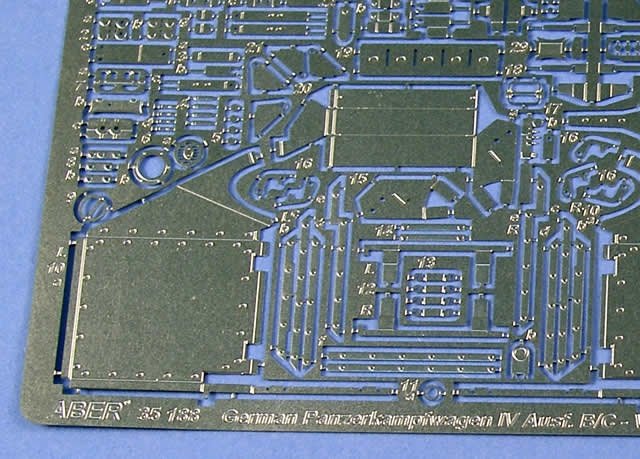 Aber 35188 German medium tank Pz.Kpfw. IV, Ausf.B/C - vol.1 - basic set 1/35 – image 2