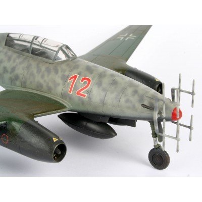 Revell 04179 Me 262 B-1a/U1 Nightfighter 1/72 – image 2