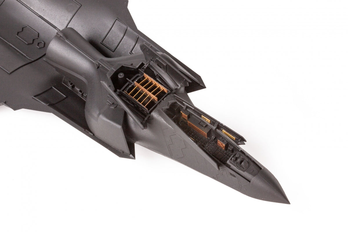 Eduard 73832 F-35B TAMIYA 1/72 – image 3