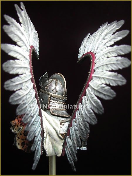 Young Miniatures YH1831 Polish Winged Hussar 17th Centry 1/10 – image 4