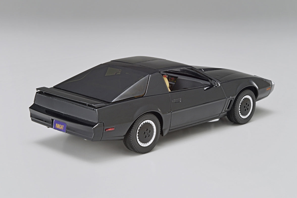 Aoshima 06561 Knight Rider K.I.T.T. Season Four w/Scanner Voice Unit 1/24