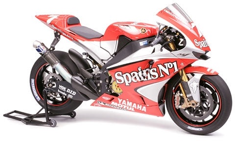 Tamiya 14100 Yamaha YZR-M1 2004 1/12 – image 2