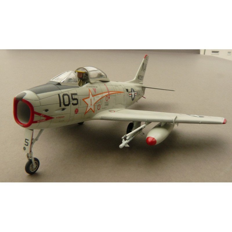 Sword 72109 FJ-3M Fury 1/72 – image 3