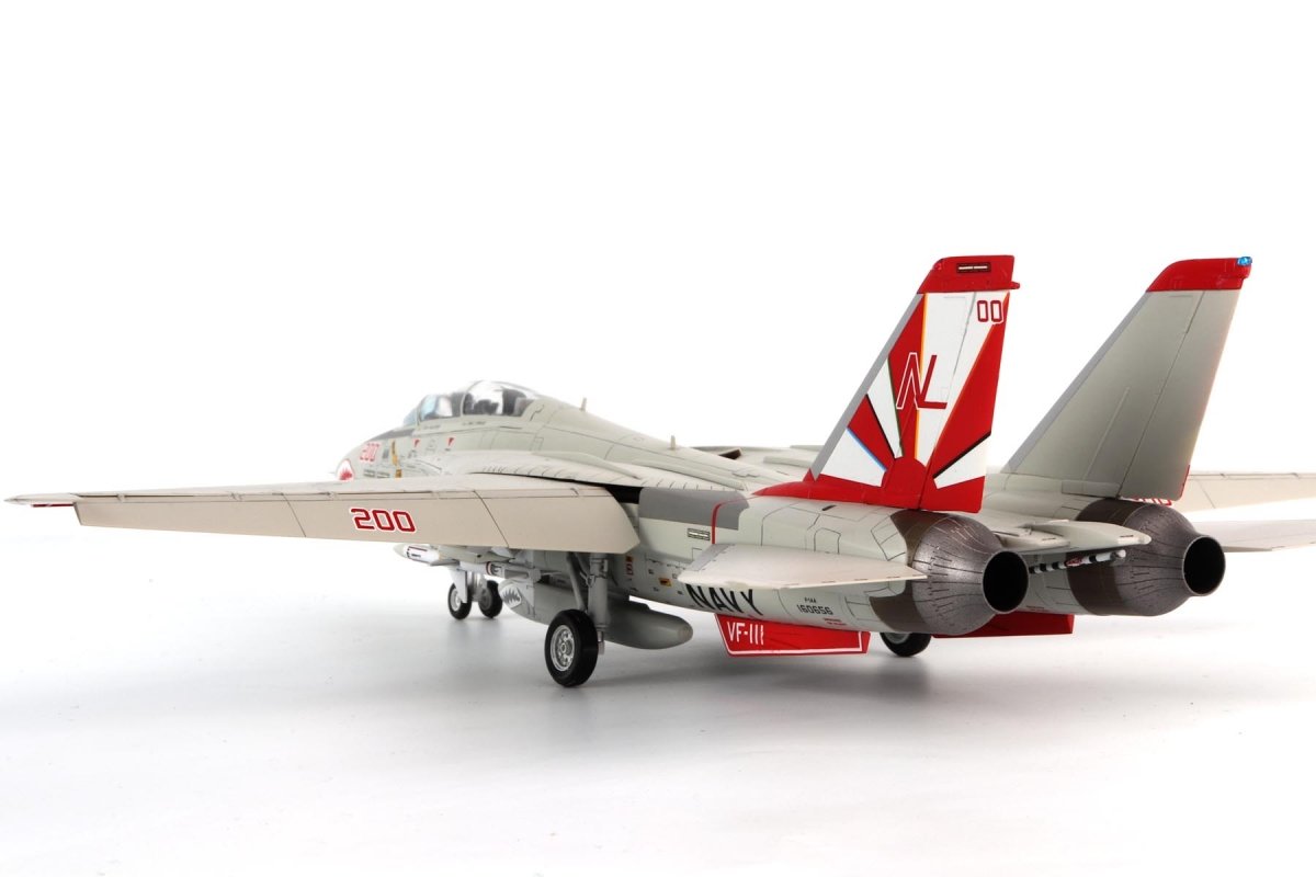KA Models KP-72003A F-14A Tomcat &amp;quot;Sundowners&amp;quot; (ex Fujimi) 1/72 – obrázek 12