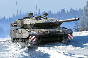 Revell 63355 Leopard 2 A7V Model Set 1/72 – image 3