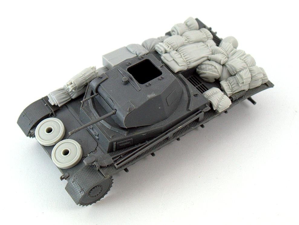 Panzer Art RE35-484 Stowage set for Pz.Kpfw II (early versions) 1/35 – Bild 2