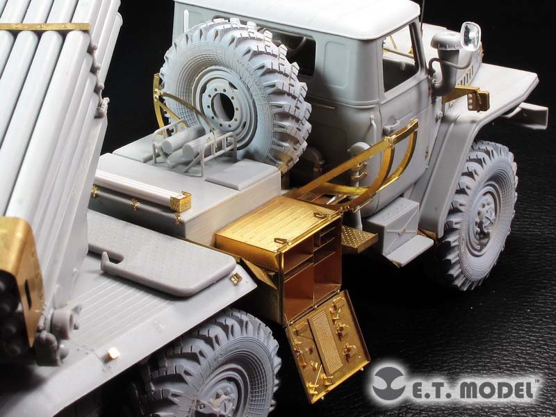 ET Model E35-191 Russian BM-21 Grad Multiple Rocket Launcher (For TRUMPETER 01013) (1/35) – immagine 6